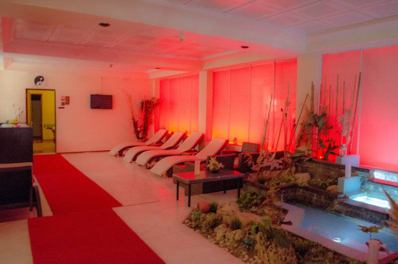 AMBROSIA HOTEL & SPA