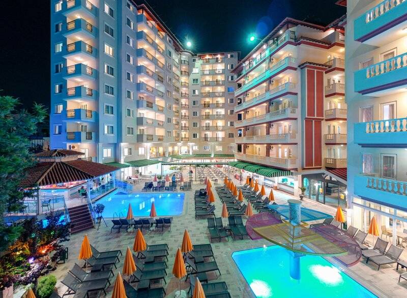 VILLA SUNFLOWER APARTS AND SUITES