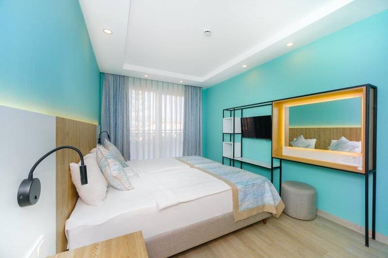 VILLA SUNFLOWER APARTS AND SUITES