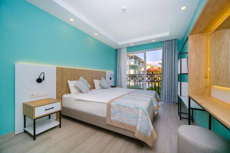 VILLA SUNFLOWER APARTS AND SUITES
