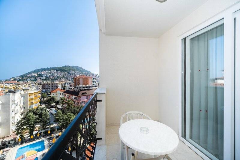 VILLA SUNFLOWER APARTS AND SUITES