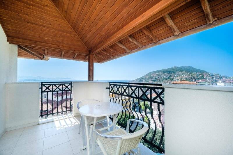 VILLA SUNFLOWER APARTS AND SUITES