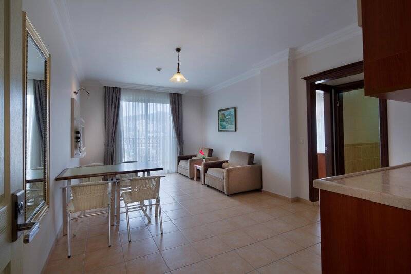 VILLA SUNFLOWER APARTS AND SUITES