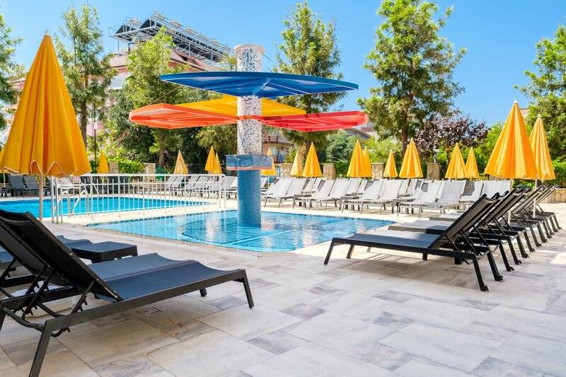 VILLA SUNFLOWER APARTS AND SUITES
