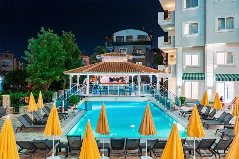 VILLA SUNFLOWER APARTS AND SUITES
