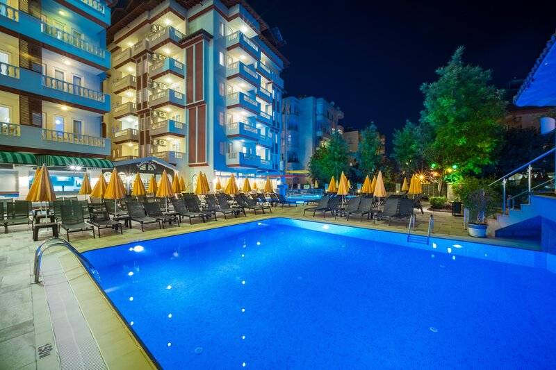 VILLA SUNFLOWER APARTS AND SUITES