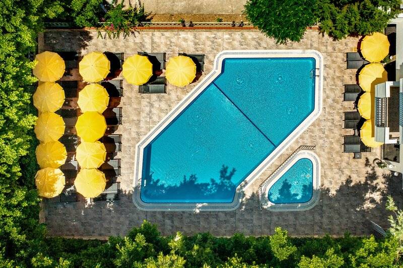 VILLA SUNFLOWER APARTS AND SUITES