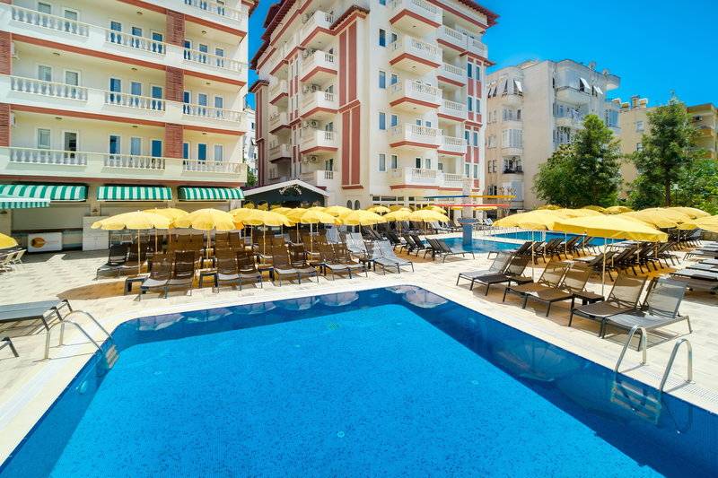 VILLA SUNFLOWER APARTS AND SUITES