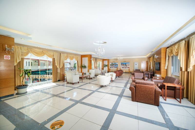 VILLA SUNFLOWER APARTS AND SUITES