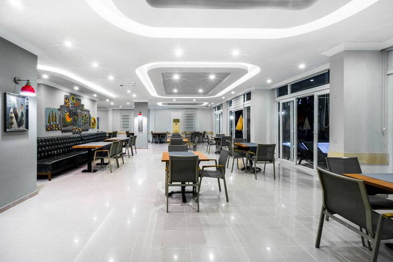 VILLA SUNFLOWER APARTS AND SUITES