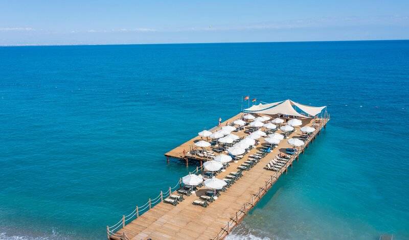 SUNLAND RESORT HOTEL