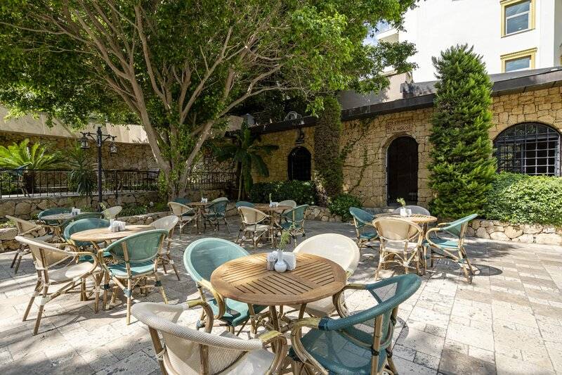 SUNLAND RESORT HOTEL