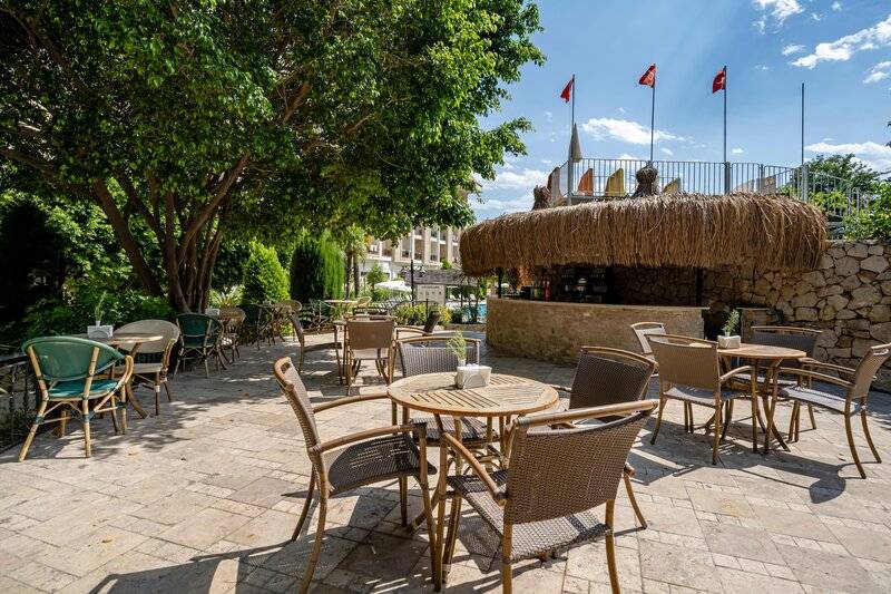 SUNLAND RESORT HOTEL