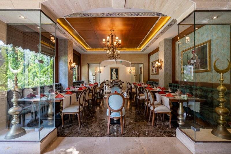 SUNLAND RESORT HOTEL