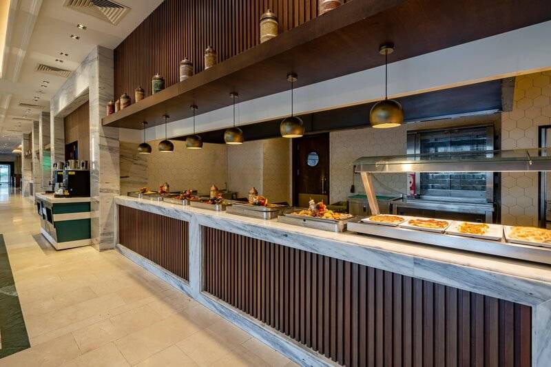 SUNLAND RESORT HOTEL