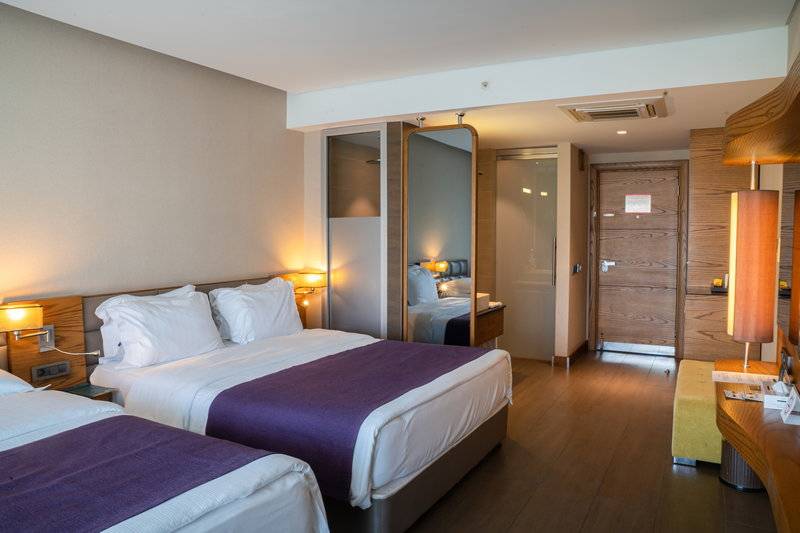 CASA DE MARIS SPA AND RESORT HOTEL
