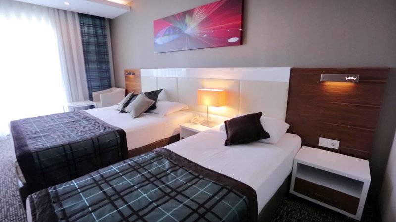 WHITE CITY RESORT HOTEL