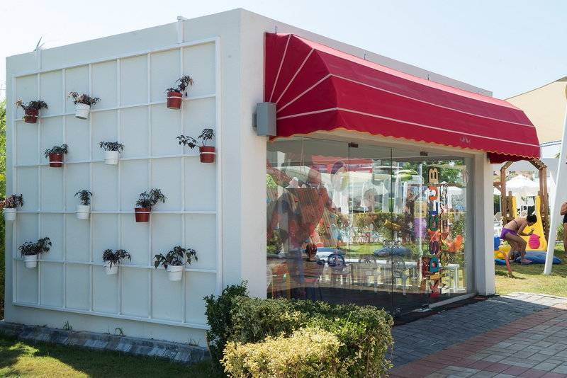 WHITE CITY RESORT HOTEL