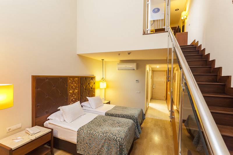 MELAS LARA HOTEL
