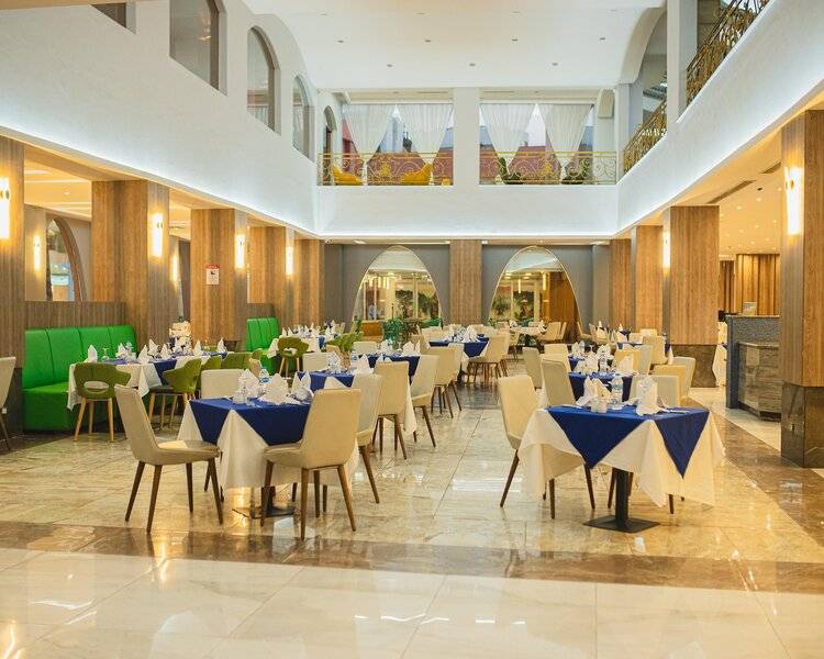 TITANIC PALACE AND AQUA PARK