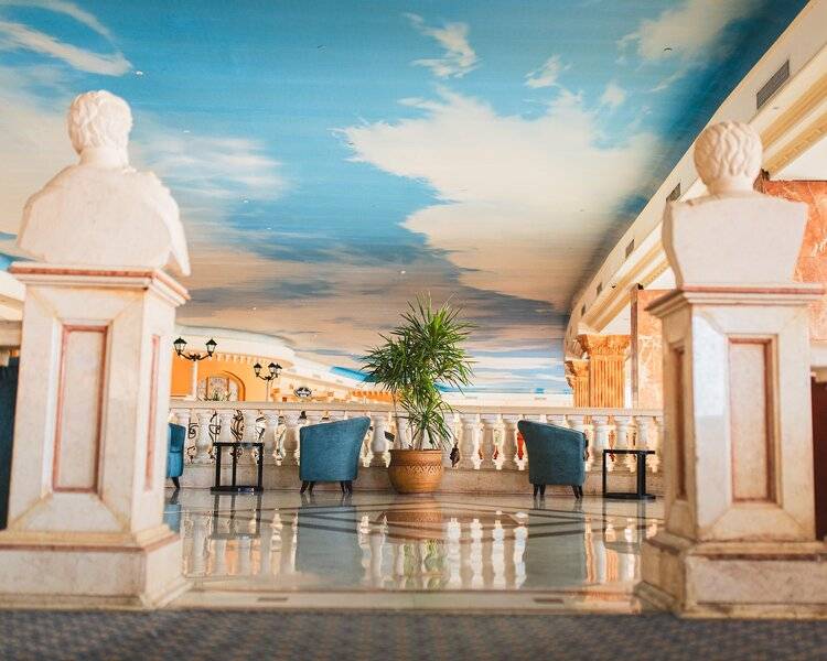 TITANIC PALACE AND AQUA PARK