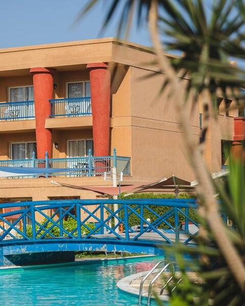 TITANIC PALACE AND AQUA PARK