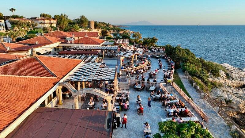 CLUB RESORT ATLANTIS