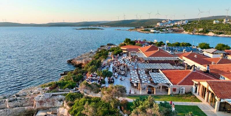 CLUB RESORT ATLANTIS