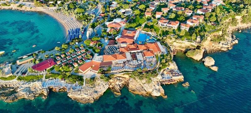 CLUB RESORT ATLANTIS