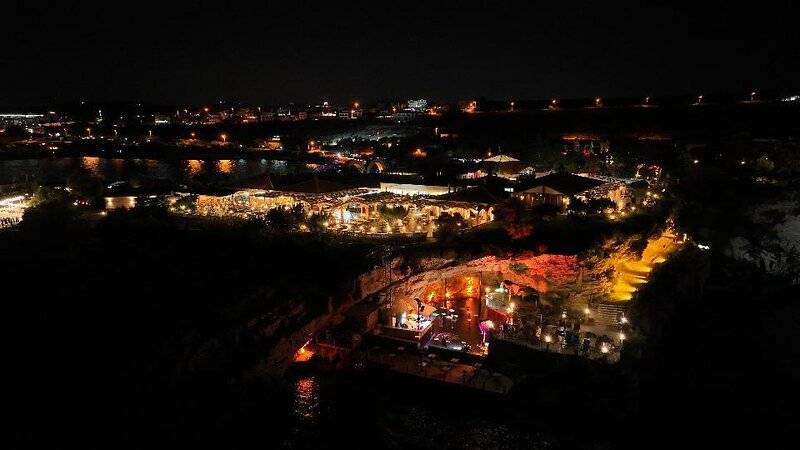 CLUB RESORT ATLANTIS