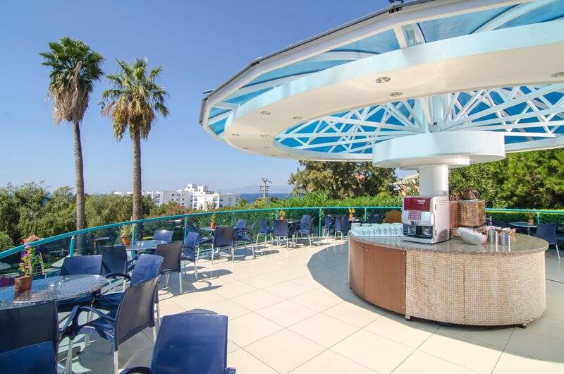 GRAND BLUE SKY INTERNATIONAL