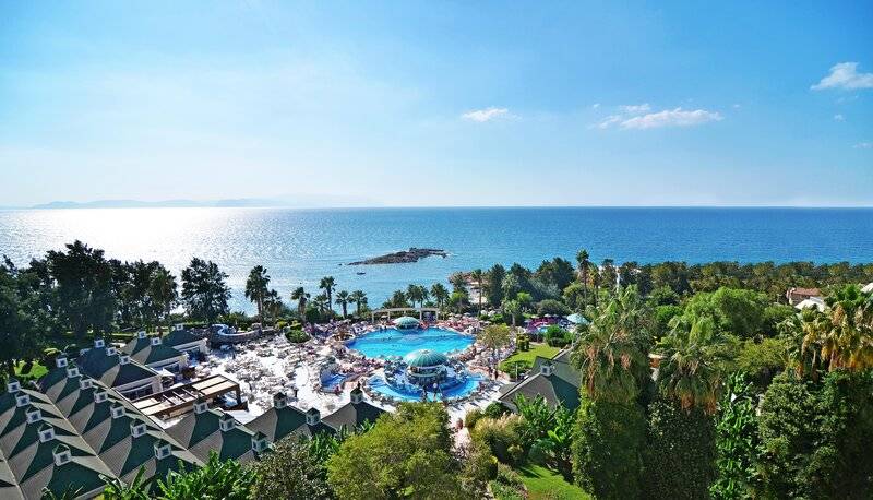 GRAND BLUE SKY INTERNATIONAL