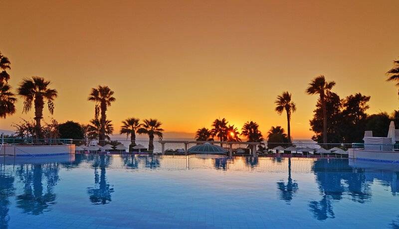 GRAND BLUE SKY INTERNATIONAL
