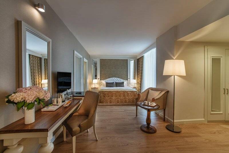 ASKA LARA RESORT & SPA