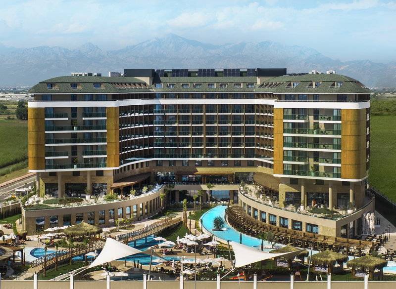 ASKA LARA RESORT & SPA