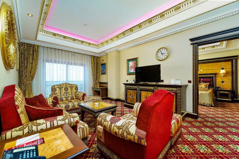 CLUB HOTEL SERA
