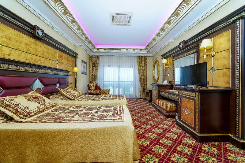 CLUB HOTEL SERA
