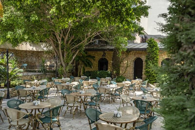 SUNLAND RESORT HOTEL