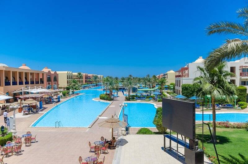 TITANIC BEACH SPA AND AQUA PARK