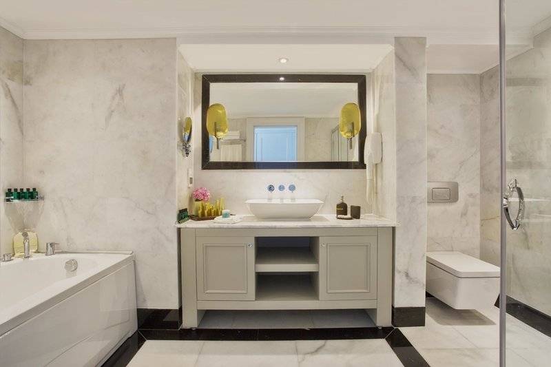 IC HOTELS GREEN PALACE