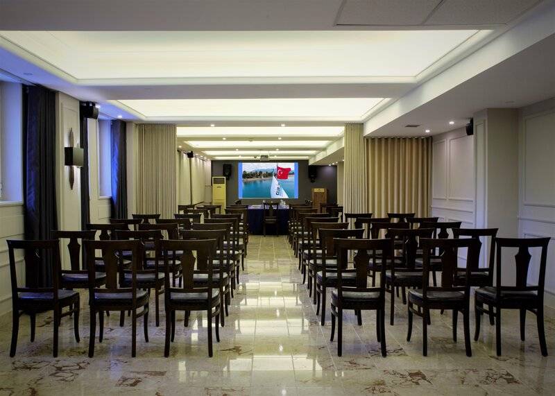 CLUB YALI HOTELS & RESORT