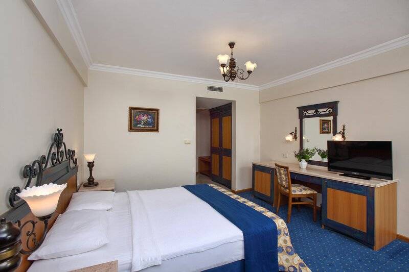 CLUB YALI HOTELS & RESORT