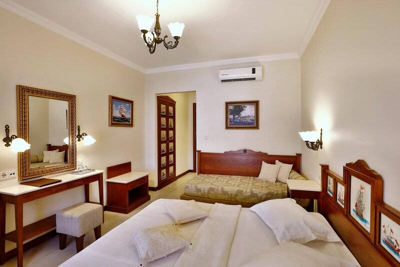 CLUB YALI HOTELS & RESORT