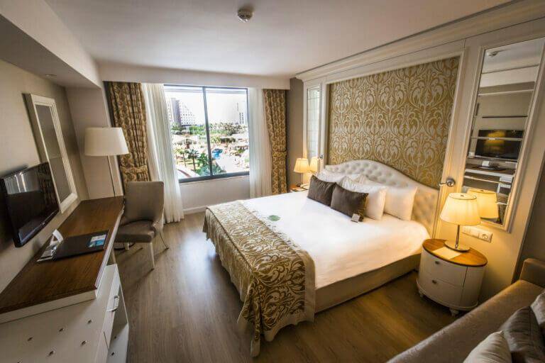 ASKA LARA RESORT & SPA