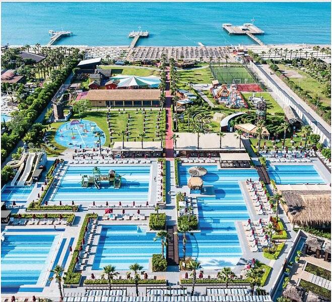 ASKA LARA RESORT & SPA
