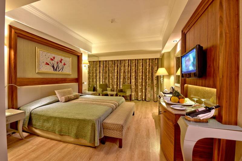 SIDE STAR RESORT