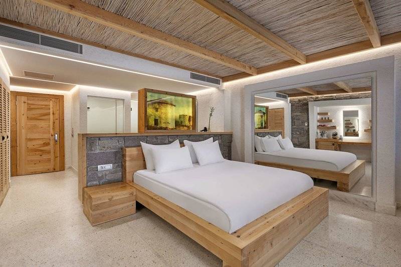 TITANIC LUXURY COLLECTION BODRUM
