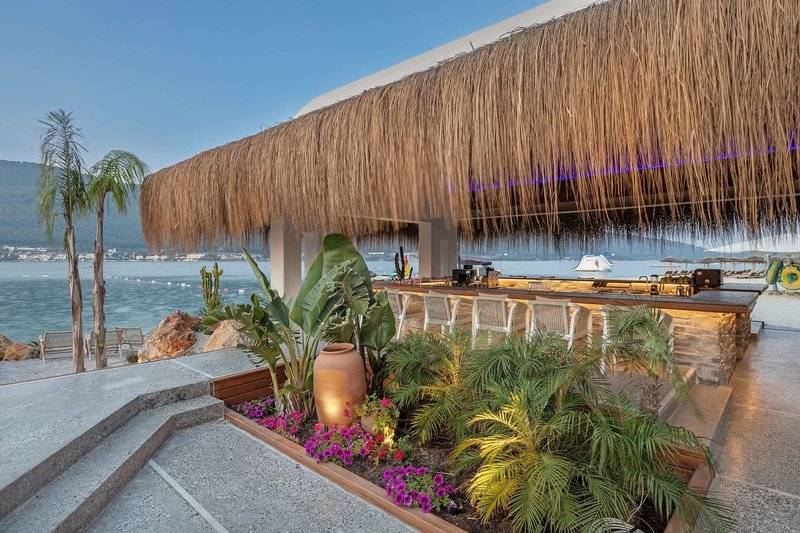 TITANIC LUXURY COLLECTION BODRUM