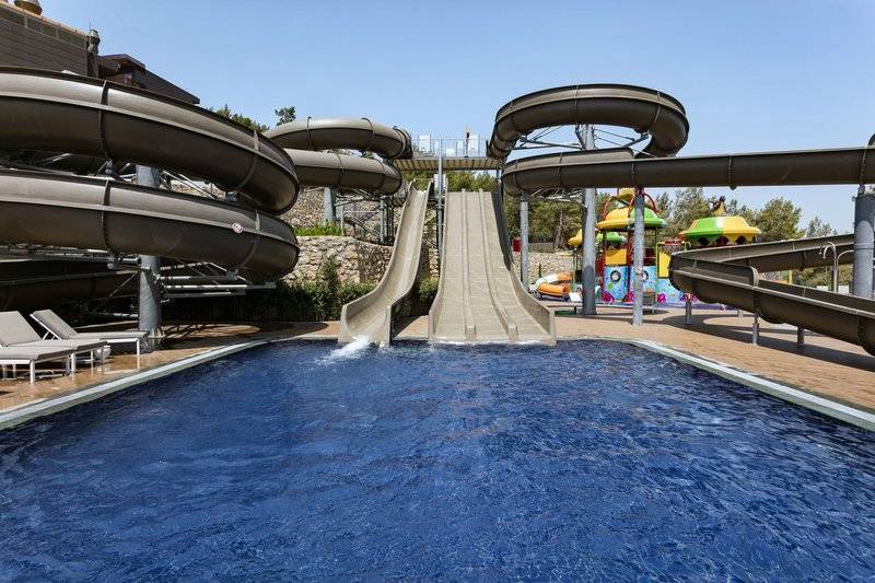 TITANIC LUXURY COLLECTION BODRUM