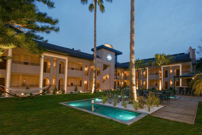 ALAADDIN BEACH HOTEL (ADULT ONLY +18)